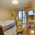 Goeddertzhof 3*