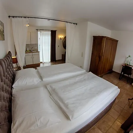 嘉德茨霍夫乡间别墅 3*