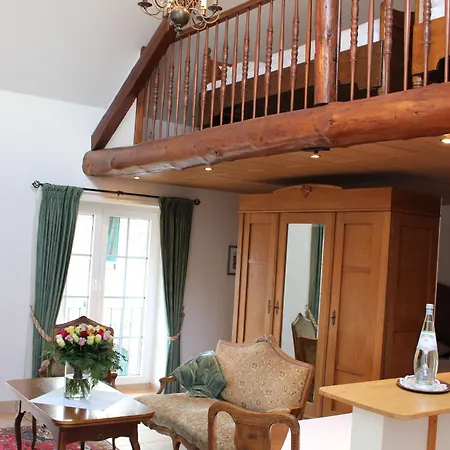 Goeddertzhof Szálloda 3*