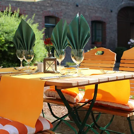 嘉德茨霍夫乡间别墅 酒店 3*