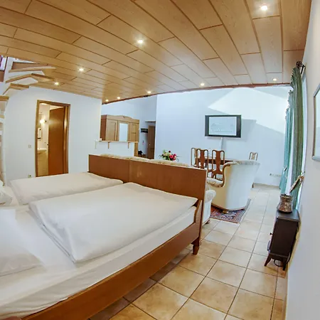 Hotel Goeddertzhof 3*