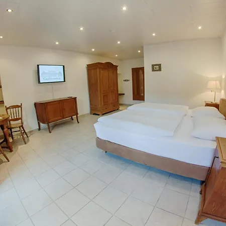 嘉德茨霍夫乡间别墅 3* 埃尔克伦茨