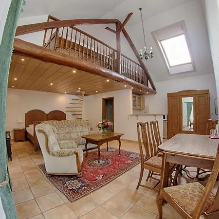 嘉德茨霍夫乡间别墅 3*